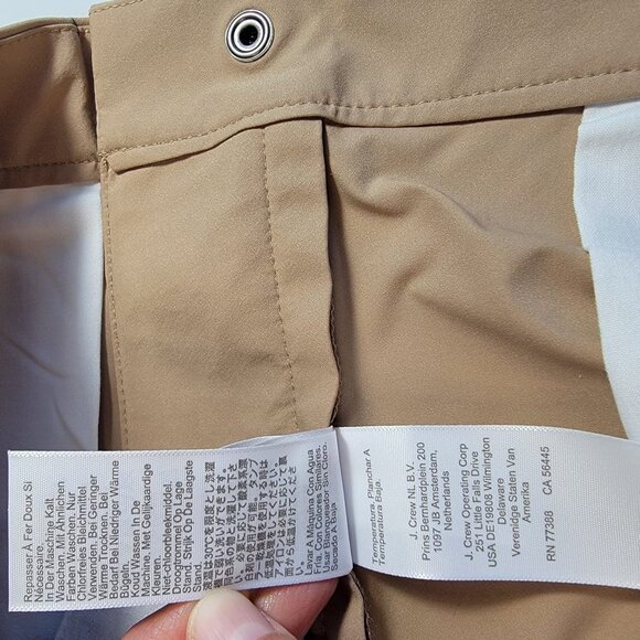 NWT Mens Jcrew Khaki Tech Shorts size 36 - Picture 2 of 11